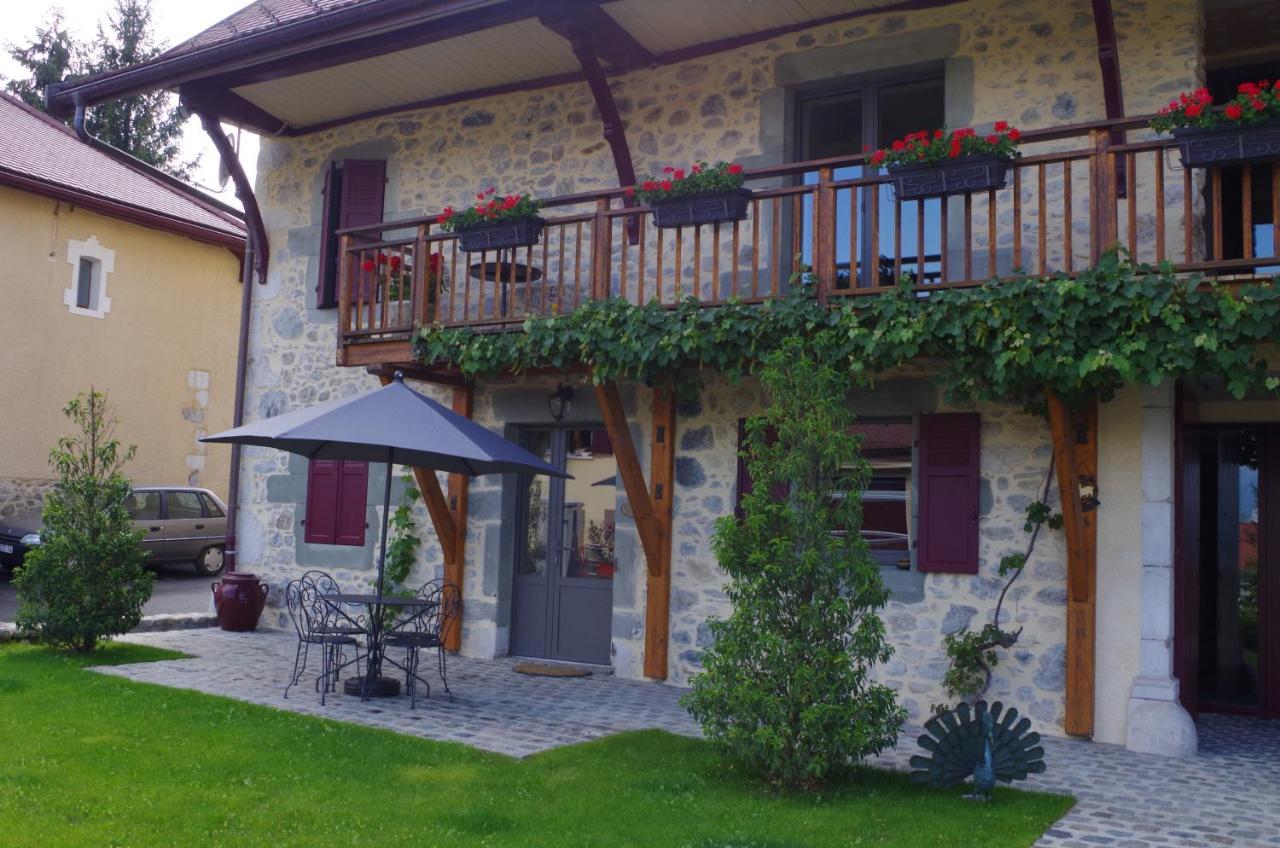 Bed and Breakfast Le Paon Bleu Annecy Poisy Exterior foto