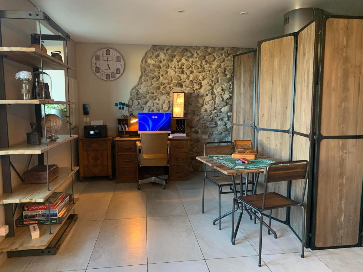 Bed and Breakfast Le Paon Bleu Annecy Poisy Exterior foto